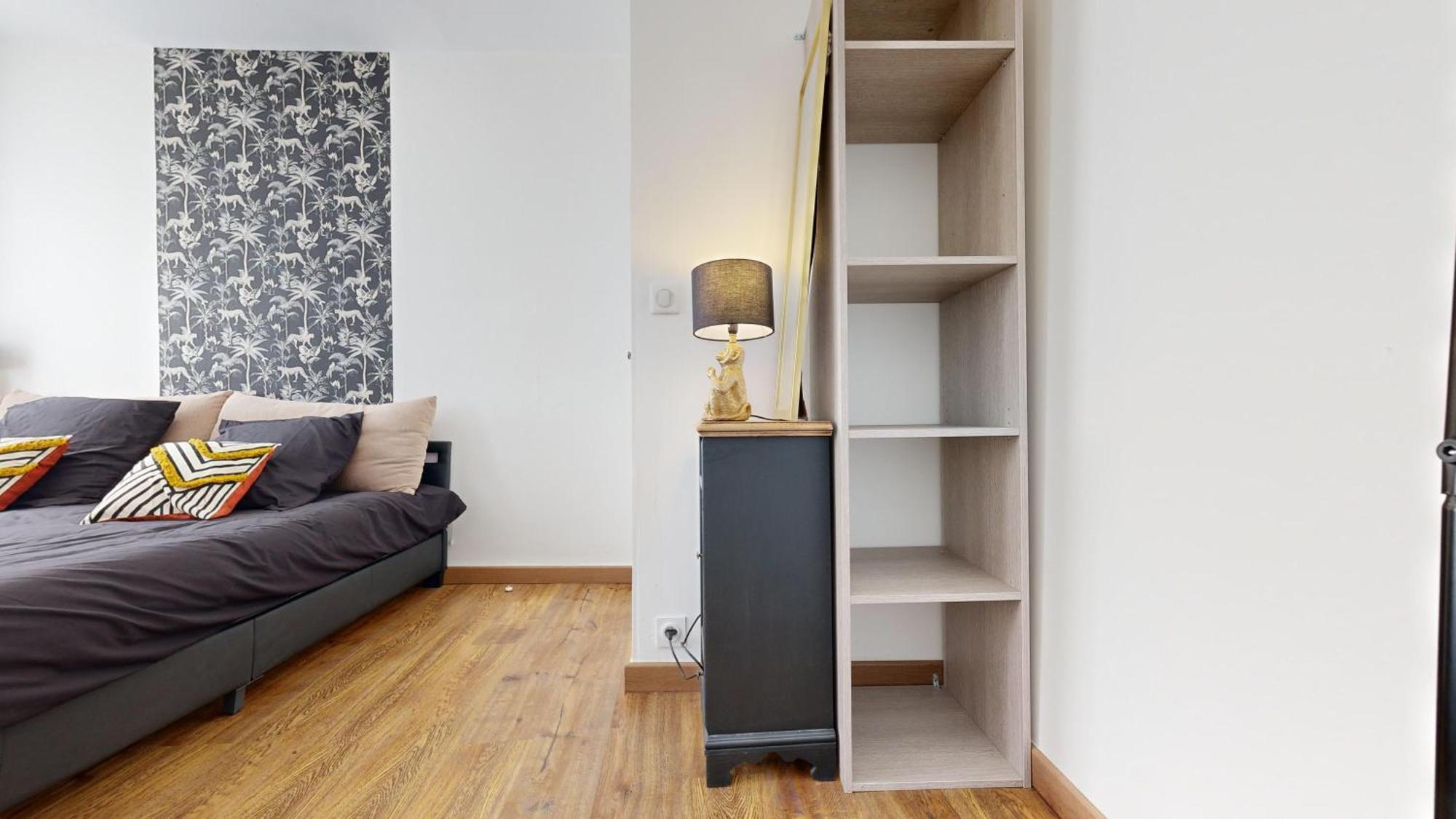 Standing 2 Apartment *